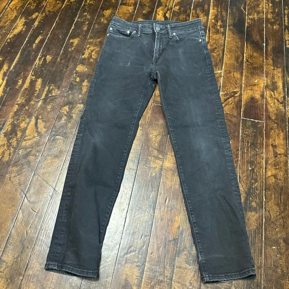American Eagle black slim straight 30x32 distressed jeans